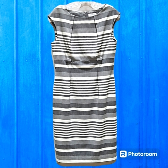 Calvin Klein, Sheathdress, 8 Grey/White Stripes, Pleated, Fully Lined, Stretch - Picture 1 of 15